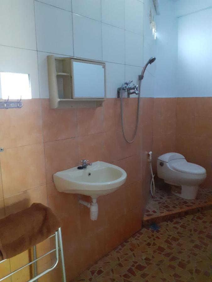 Riana'S Homestay Rantepao Exterior photo